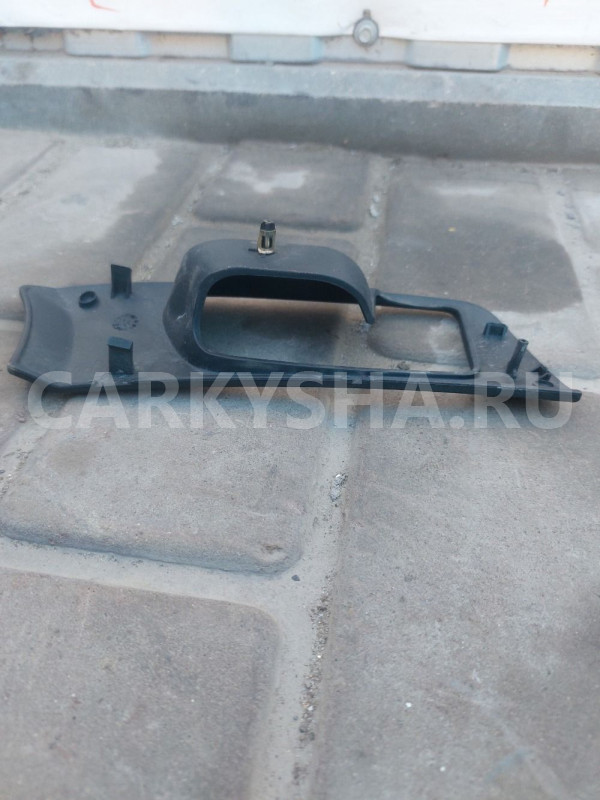 Накладка ручки внутренняя левая Toyota AvensisT250 Toyota Avensis оригинальный номер 6761605020B0