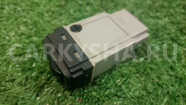 Кнопка корректора фар Mitsubishi Outlander I (2002—2009) Mitsubishi i оригинальный номер MR506482