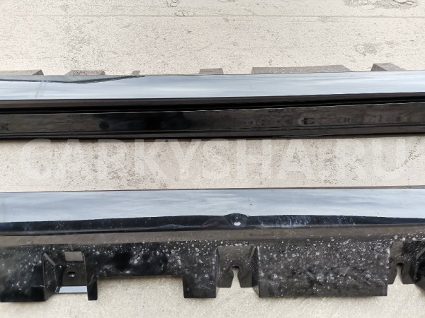 Накладка порога Mercedes-Benz GLE-класс V167 Mercedes-Benz GLE оригинальный номер A1676982301