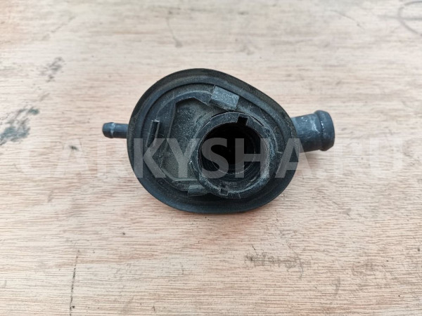 Фланец системы охлаждения Mercedes-Benz E-класс W212/S212/C207/A207 (2009—2013) Mercedes-Benz E-klasse оригинальный номер A2048301296