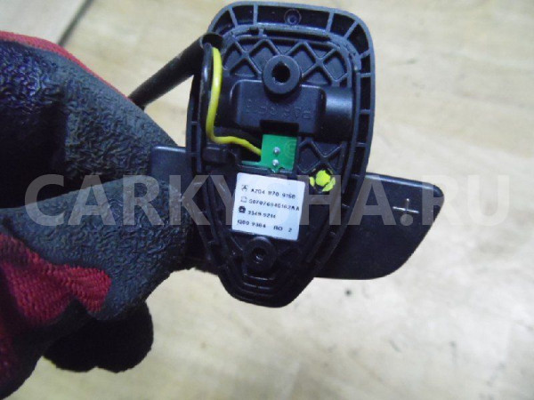 Переключатель подрулевой Mercedes-Benz M-класс W164 рестайлинг (2008—2011) Mercedes-Benz M-klasse оригинальный номер A2048709158