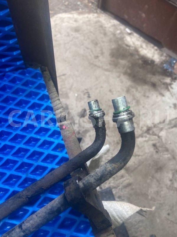 трубка охлаждения акпп BMW 5 серия E60/E61 (2002—2007) BMW 5er оригинальный номер 17227559951