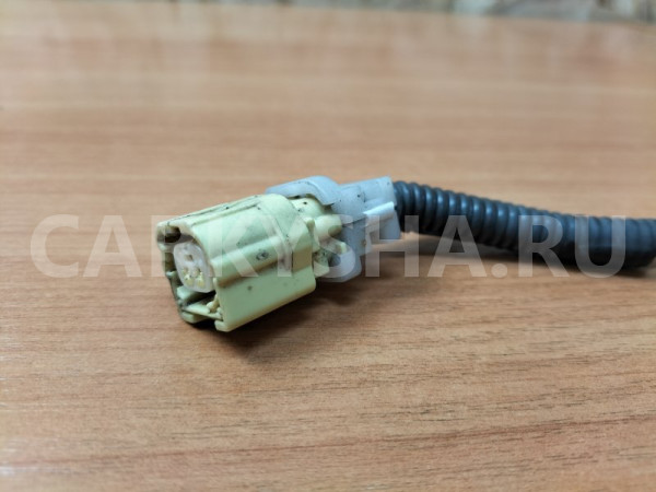Разъем на датчик AirBag передний правый Toyota Toyota Prius оригинальный номер 2521000150