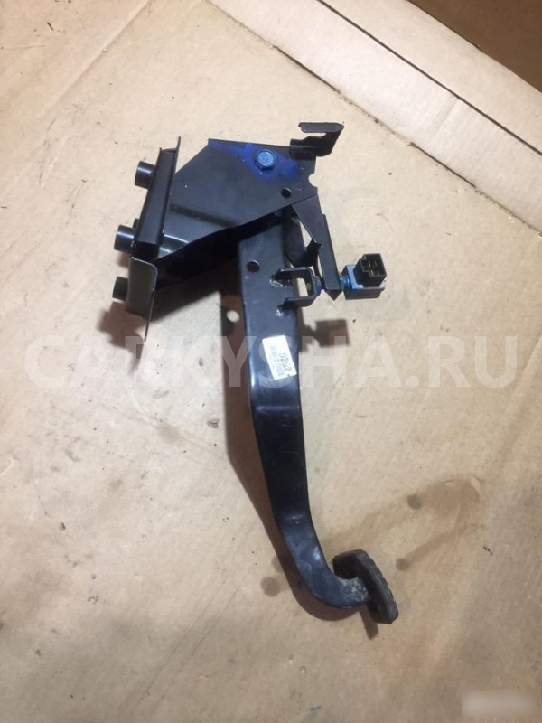 Педаль тормоза Hyundai Sonata IV(EF) Hyundai Sonata 