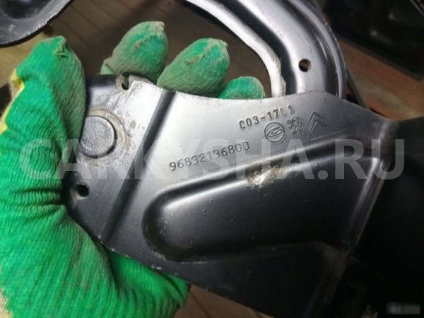 Петля откидного борта Peugeot 3008 2010-2017 8613F6, задняя Peugeot 3008 