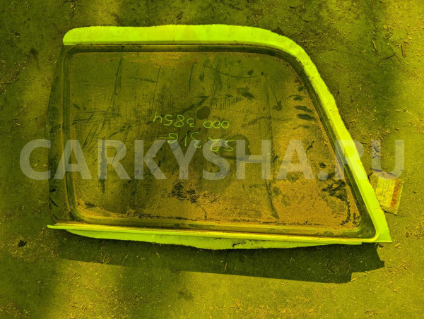 Стекло собачника Daihatsu Atrai 