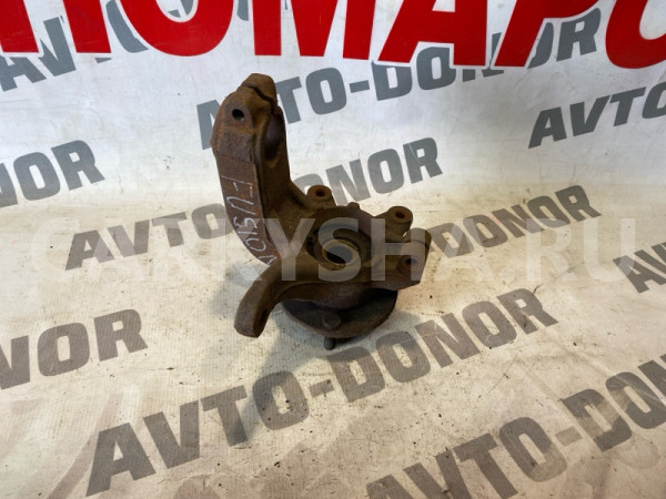 Кулак поворотный левый Ford Fusion 2005-2012 Ford Fusion оригинальный номер 1479000