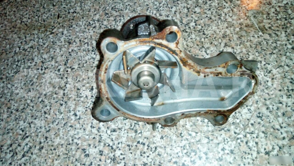 Насос водяной Mitsubishi Lancer Митцубиси Лансер 9 Mitsubishi i оригинальный номер MD370803