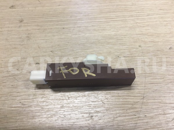 Антенна бесключевого доступа Toyota Fortuner II – внедорожник 5 дв. оригинальный номер 899A0-0D110