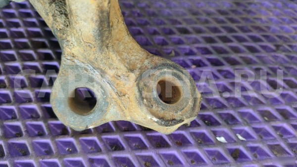 Кулак поворотный задний левый Mercedes-Benz W210 Mercedes-Benz E-klasse 