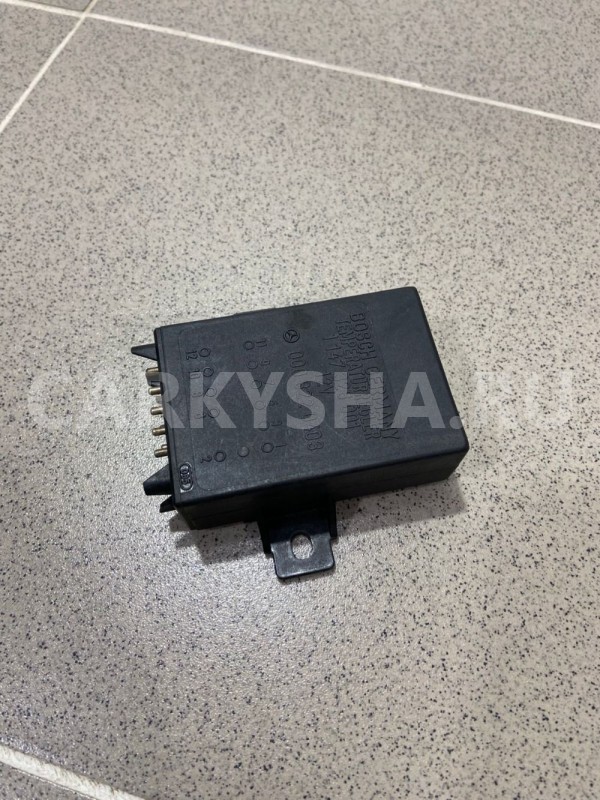 Реле отопителя Mercedes-Benz w126 Mercedes-Benz S-klasse оригинальный номер 0008220403