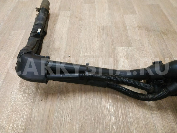 Горловина топливного бака Kia Rio оригинальный номер 310401G000