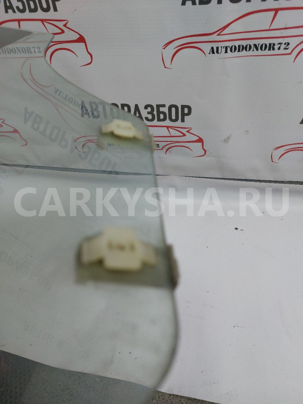 Стекло двери заднее правой Hyundai Solaris Hyundai Solaris оригинальный номер 834111R010