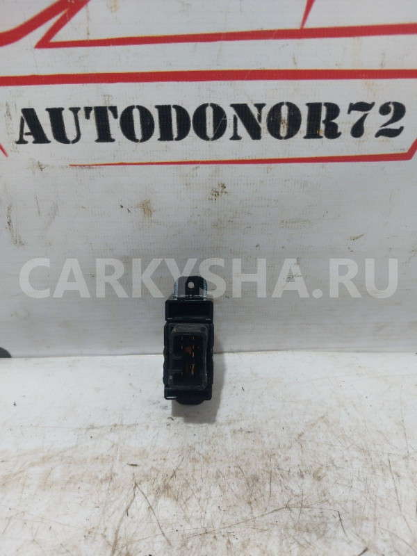 Кнопка стеклоподъемника пер прав Hyundai Solaris Hyundai Solaris оригинальный номер 935801R001