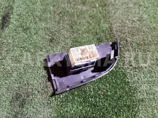 Кнопка стеклоподъемника Fiat Albea 