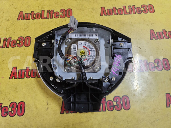 Подушка безопасности в рулевое колесо Nissan X-Trail оригинальный номер K851MJG060