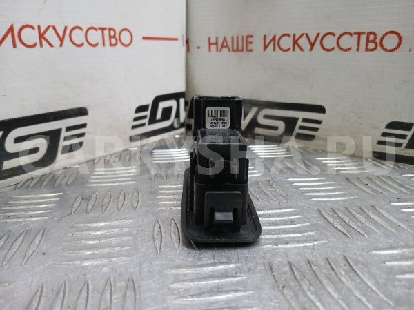 Кнопка стеклоподъемника Nissan Primera 