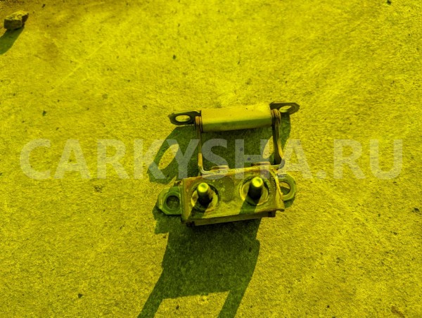 Петли 5-й двери Nissan Liberty 