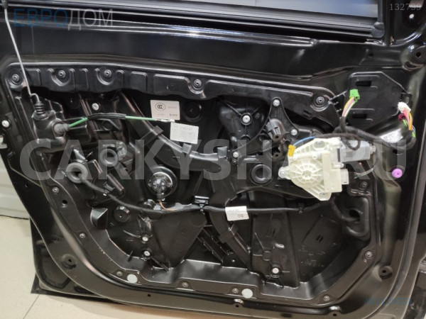 Стекло Mercedes-Benz GLC-класс X253 (2015—2019) Mercedes-Benz GLC оригинальный номер 253 725 01 10