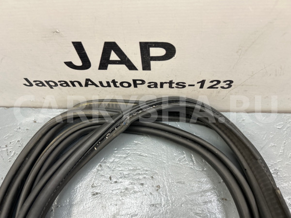 Уплотнение багажника Audi A4 2009 Audi A4 
