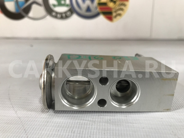 Клапан кондиционера Mercedes-Benz B-180 2012 Mercedes-Benz B-klasse