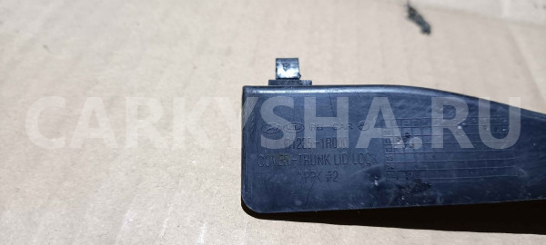 Накладка (кузов внутри) Hyundai Solaris I (2010—2014) Hyundai Solaris оригинальный номер 812351r000