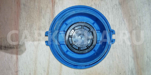 Крышка расширительного бачка Audi Q5 I (2008—2012) Audi 200 оригинальный номер 3B0121321