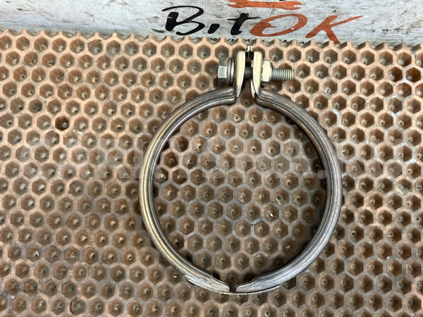 Хомут катализатора BMW 5er оригинальный номер 18 30 7 606 136, 18 30 7 606 136, 18307606136, 7606136, 18 30 7 581 969, 18307581969, 7581969, 18 32 8 644 473, 18328644473, 8644473