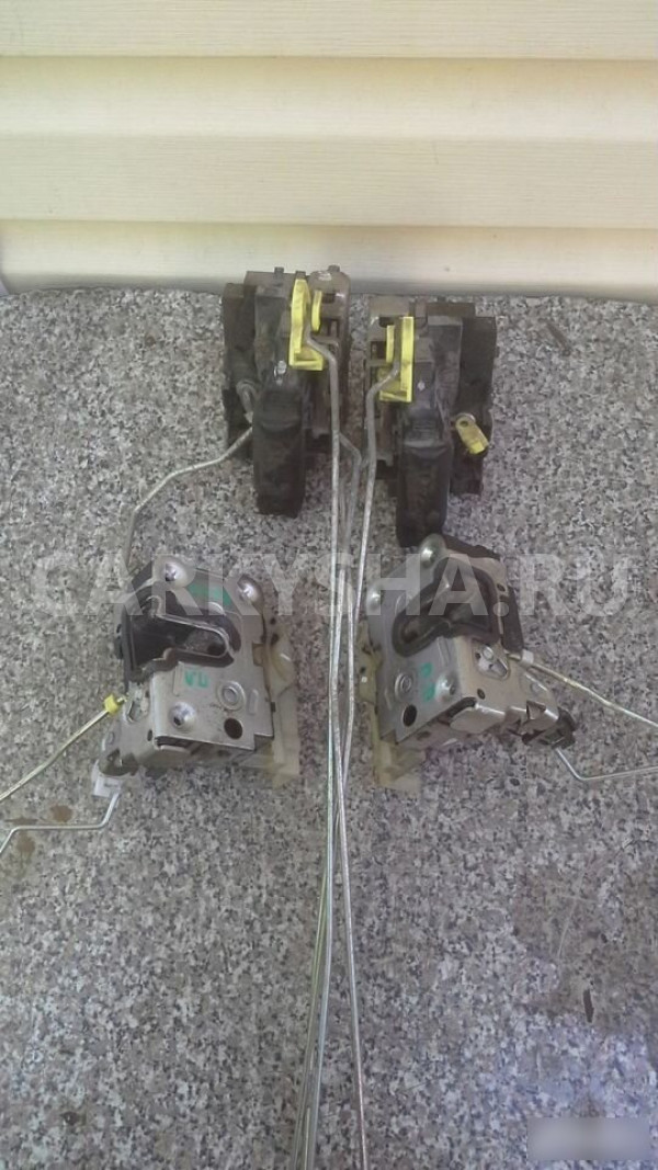 Замок двери Рено Дастер Renault Duster Renault 15 оригинальный номер 805021840R