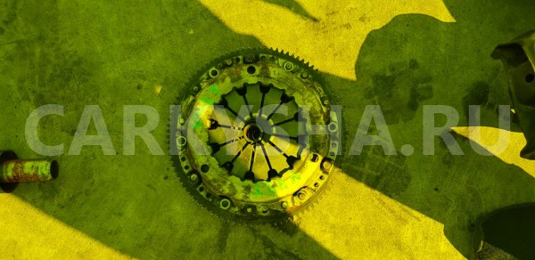 Маховик Mitsubishi Minica 