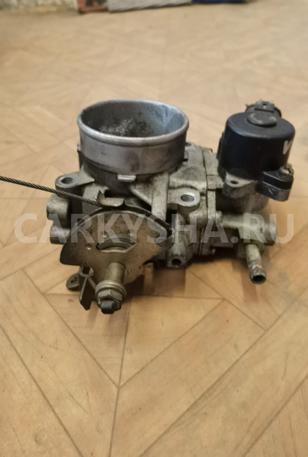 Заслонка дроссельная механическая Nissan Cefiro оригинальный номер 161195Y200