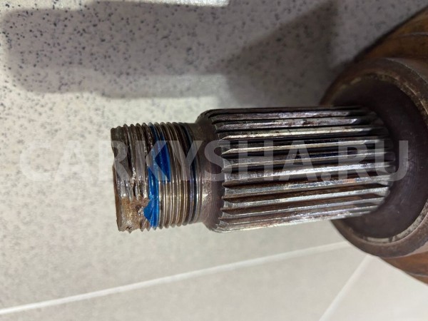 Привод задний правый BMW 760LI 2004 г BMW 7er оригинальный номер 7572685