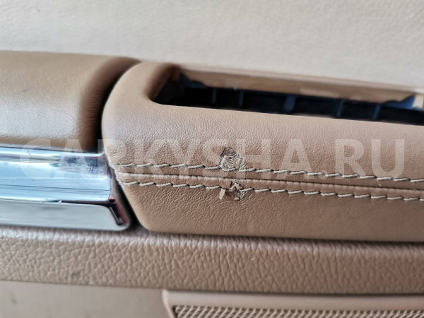Обшивка задней левой двери Mercedes S W221c Mercedes-Benz S-klasse 