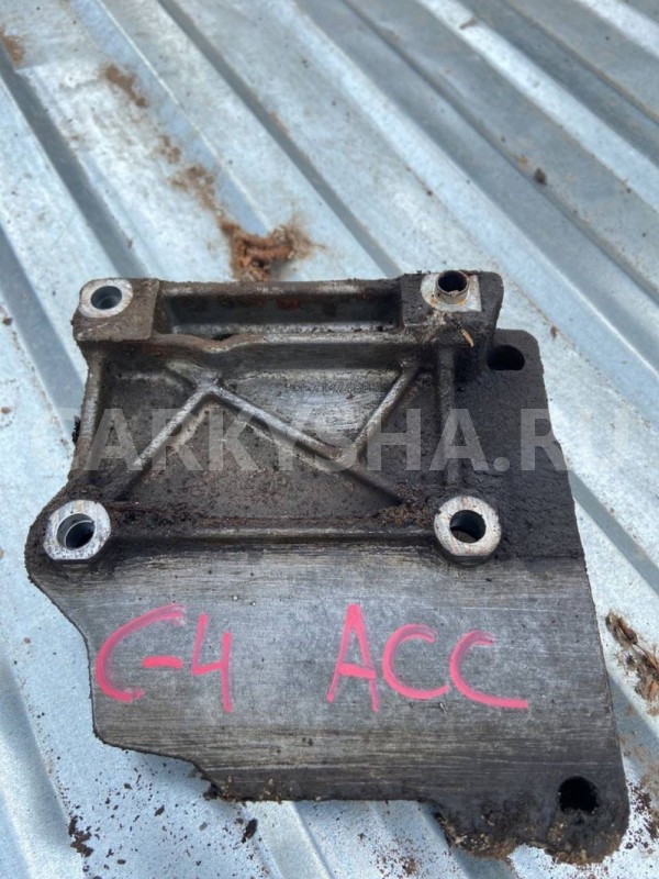 Кронштейн кондиционера Citroen C4 I (2004—2014) Citroen C4 оригинальный номер 9657137480