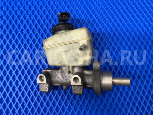 Главный тормозной цилиндр Renault Duster Renault 15 оригинальный номер 6001551314