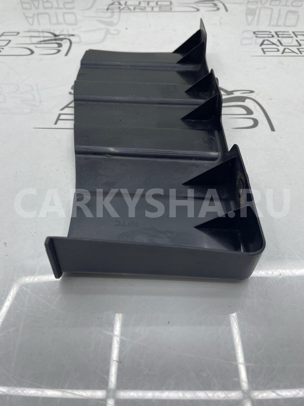 Пыльник двигателя правый Kia Venga YN G4FA 1.4 Kia Venga 