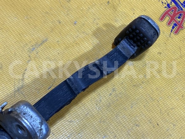 Ограничитель двери задний левый Honda CR-V 3 RE Honda CR-V оригинальный номер 72880SWAA01