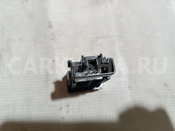 Кнопка антипробуксовочной системы Mazda 6 оригинальный номер GJ6E664T0