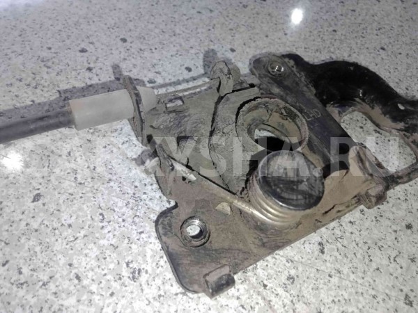 Замок капота Kia Rio II рестайлинг (2009—2011) Kia Rio оригинальный номер 811301G000