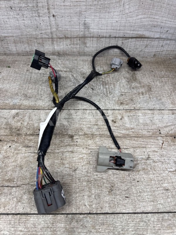 Проводка фары Mazda 3 BL галоген,  левая Mazda 2 оригинальный номер 1000841343