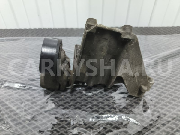 Кронштейн генератора Audi Q8 2019 06M903143AJ 4M DCB Audi Q8 