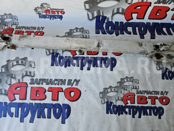 Планка радиатора Opel Corsa 