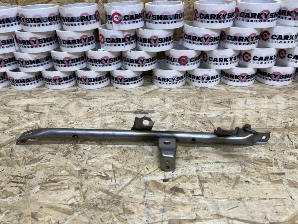 Кронштейн усилителя торпеды правый Toyota Corolla XII (E210) – седан оригинальный номер 55307-02510