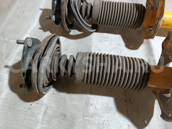 Амортизаторы передние к-кт Nissan Bluebird Sylphy 