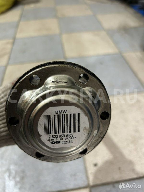 Привод задний левый BMW 1 E87 N46B20 2007 BMW 1er оригинальный номер 33 21 7 523 959