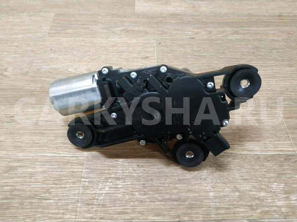 Моторчик стеклоочистителя задний Ford Focus оригинальный номер BV6117K441AA