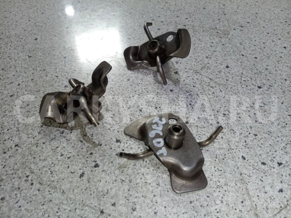 Форсунка масляная Land Rover Discovery III (2004—2009) Land Rover Discovery 