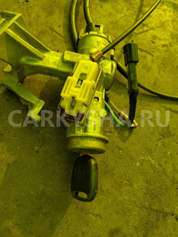 Замок зажигания Toyota Cami 