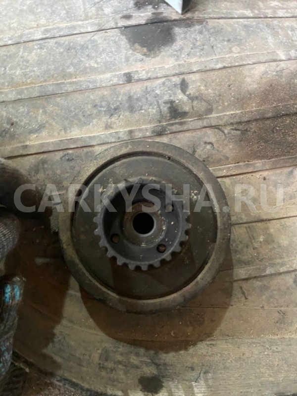 Шкив коленвала Volkswagen Passat B6 (2005—2010) Volkswagen Passat оригинальный номер VAG 06A105255F