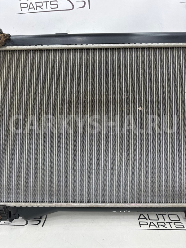 Радиатор двигателя Suzuki Grand Vitara JT J24B 2.4 Suzuki Grand Vitara 